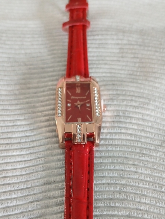 Women’s Red Crystal Accent Wristwatch - Elegant Dress Watch